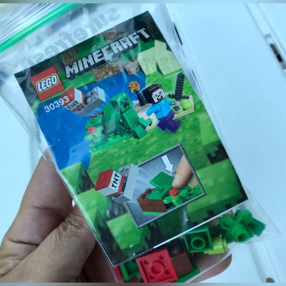 LEGO Minecraft 21114 The Farmer & 30393 Steve & Creeper Building Blocks Sets - Picture 10 of 13